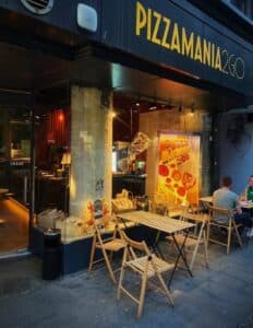 PizzaMania 2Go – Calea Victoriei 95, București: gust autentic italian în inima orașului