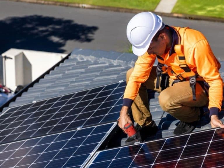 Ofertele de panouri fotovoltaice și programul Casa Verde 2026