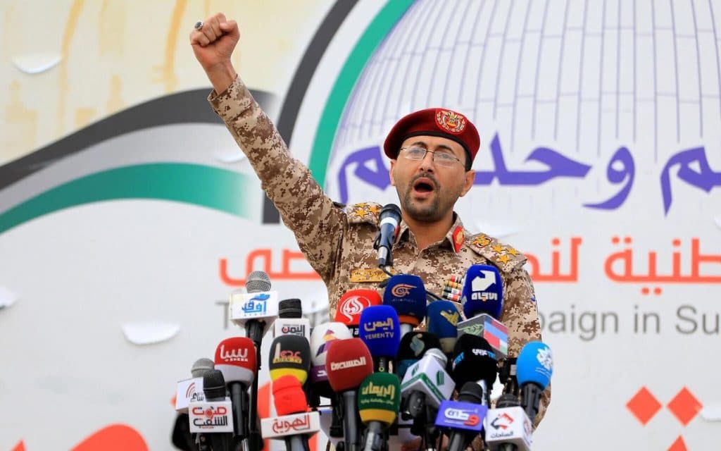 Houthi amenință cu blocarea strâmtorii Bab al-Mandeb: tensiunile escaladează în Marea Roșie
