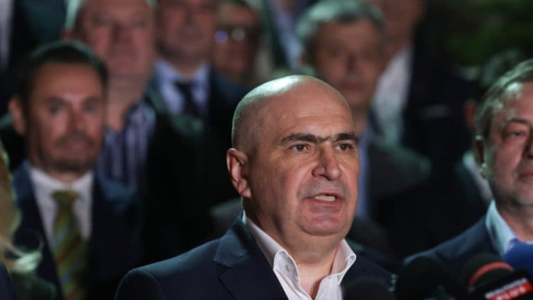 Bolojan: PNL ar putea rămâne la guvernare fără PSD dacă moțiunea trece