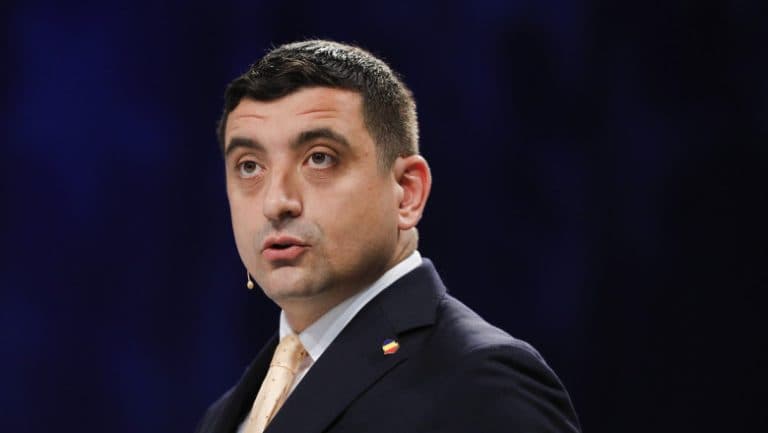 Moțiunea PSD–AUR, depusă în Parlament: Simion susține că există suficiente voturi pentru demiterea Guvernului