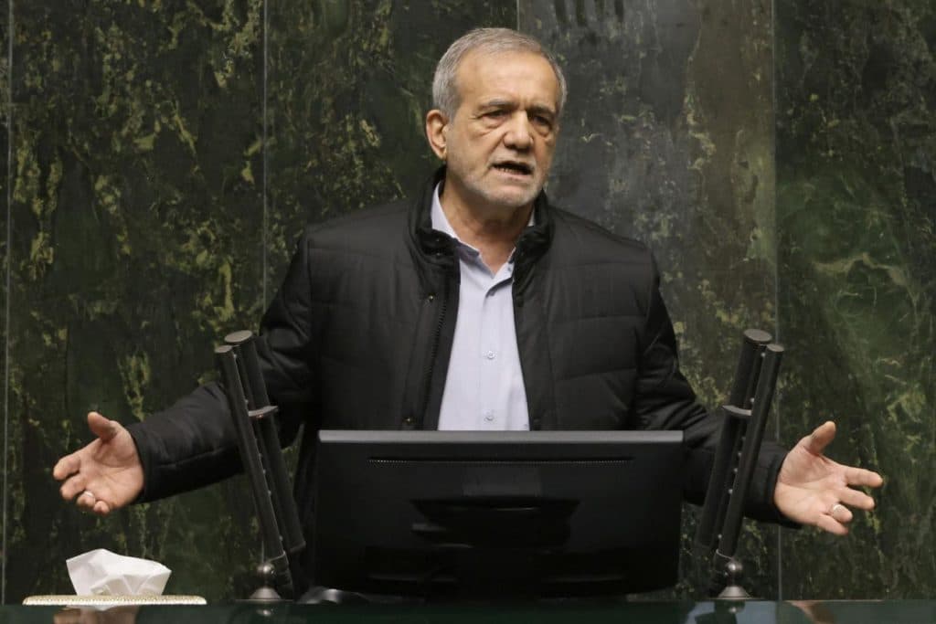 Oficial iranian: „Suntem a patra superputere a lumii”. Teheranul revendică control total asupra Strâmtorii Hormuz