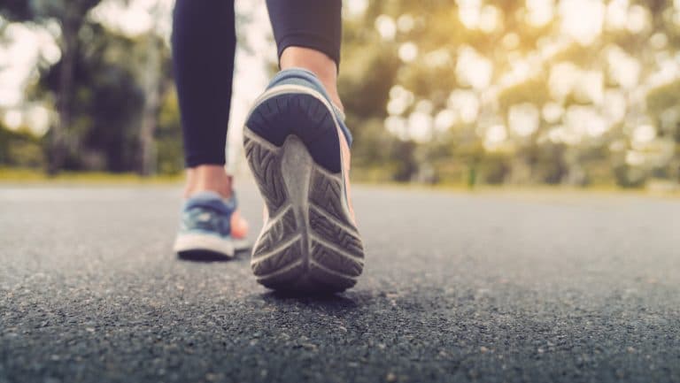 Sportul, „curățenie” pentru creier: cum poate mișcarea să reducă toxinele asociate cu Alzheimer și Parkinson