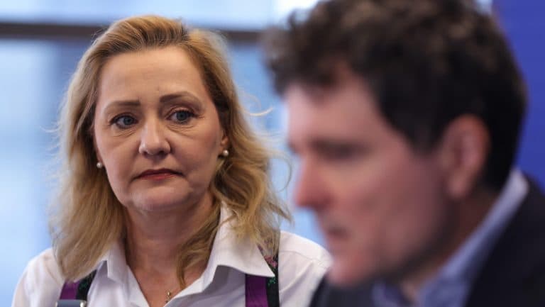 Elena Lasconi îi cere lui Nicuşor Dan să recunoască greşelile