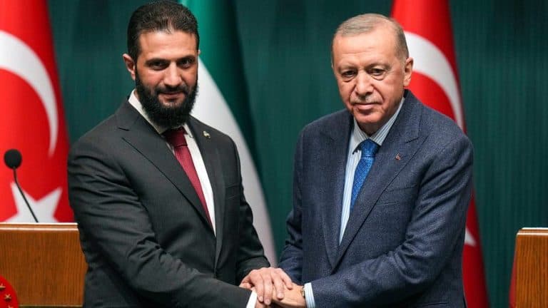Turcia intră puternic în Siria post-Assad
