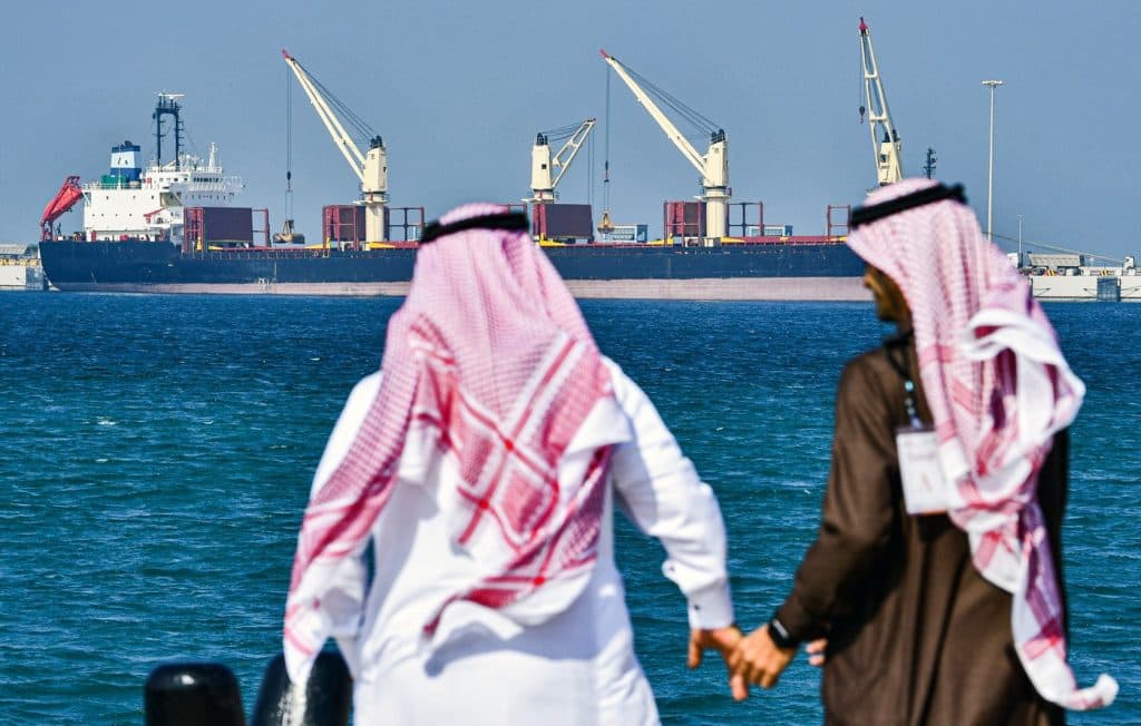 JP Morgan se confruntă cu incertitudini privind prețurile petrolului din cauza conflictului SUA-Iran