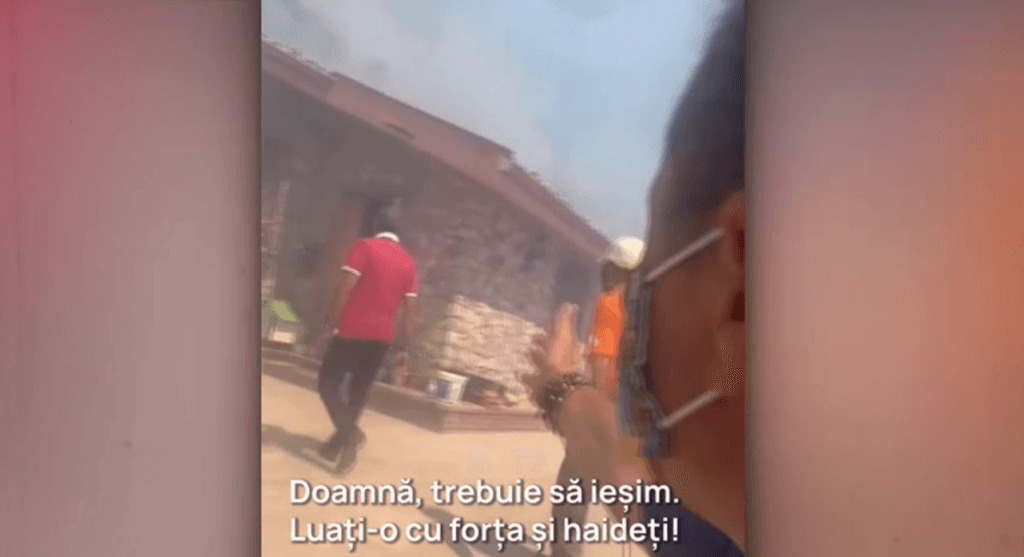 Sute de persoane evacuate în Sicilia din cauza incendiilor de vegetație