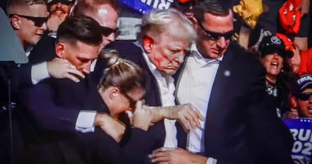 Agentul care l-a protejat pe Donald Trump în timpul tentativei de asasinare va deveni șef al Secret Service.