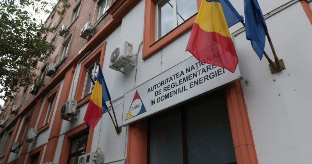 ACCE: „ANRE necesită o reformă totală. Salariul mediu al fiecărui angajat este de 9.000 de euro pe lună”