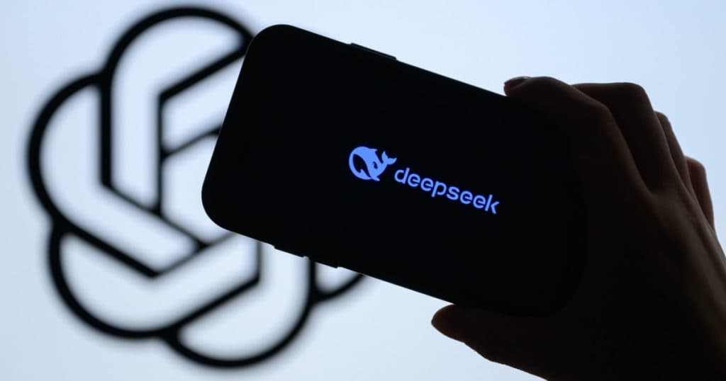 Avertismentul specialiștilor privind DeepSeek: Statul chinez ar putea profita de informațiile utilizatorilor programului de inteligență artificială.