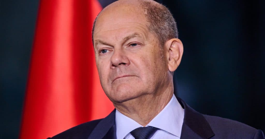 Avertismentul lui Olaf Scholz către Elon Musk după susținerea miliardarului pentru partidul extremist AfD: Este inacceptabil