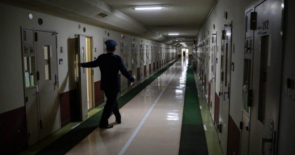 Bătrânii care aleg să plătească sume considerabile pentru a trăi în închisoare. „Această viață este cea mai stabilă pentru mine”