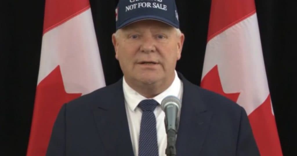 Canadienii îi răspund lui Donald Trump cu șepci anti-MAGA: „Canada nu este de vânzare”. Mesajul a devenit viral.