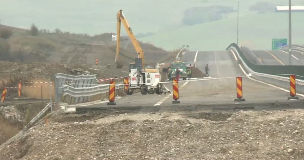 Care este costul construcției autostrăzilor dorite de români și care este cel mai costisitor proiect de infrastructură?