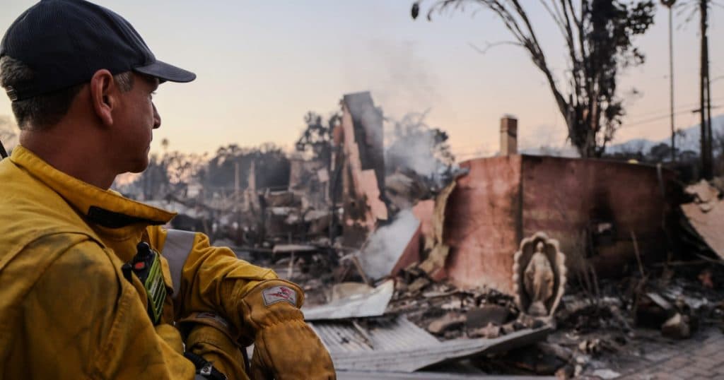 Cauzele incendiilor devastatoare din Los Angeles. Relația dintre incendiile de vegetație și schimbările climatice.