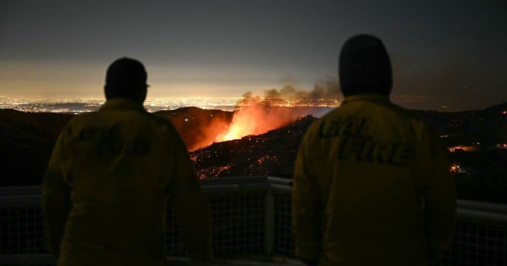 Cine poartă responsabilitatea pentru magnitudinea dezastrului cauzat de incendiile devastatoare din Los Angeles