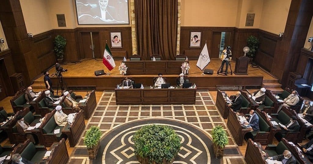 Doi judecători ai Curții Supreme din Iran au fost uciși, iar atacatorul s-a sinucis.