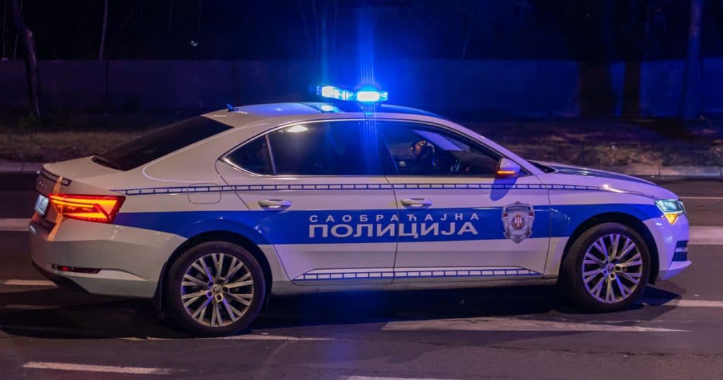 Doi tineri români au fost arestați și expulzați din Serbia. Acuzațiile severe formulate de autoritățile din Belgrad.