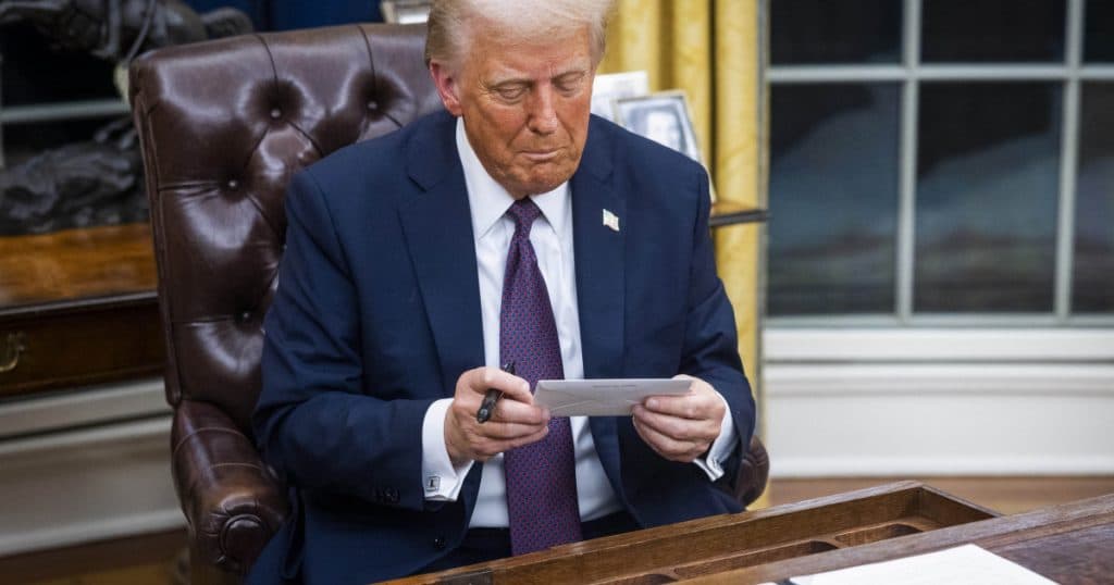 „Scrisoarea pe care Joe Biden i-a lăsat-o lui Donald Trump la plecarea sa de la Casa Albă”