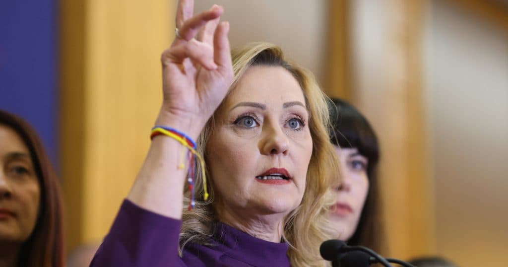 Elena Lasconi îl acuză pe Iohannis că se ține de putere: „Chiriaș ilegal la Cotroceni de 23 de zile”