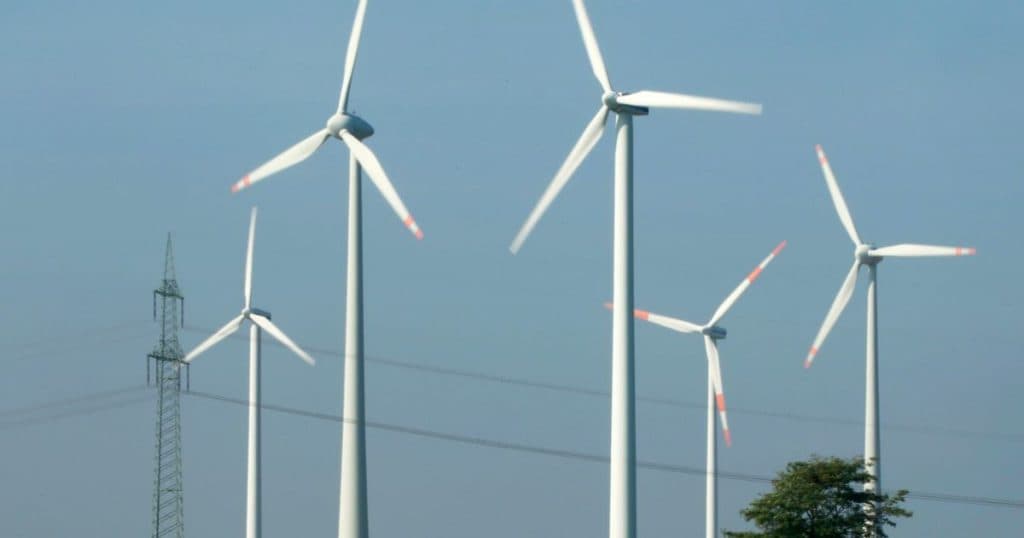 Energia produsă de fermele eoliene din Europa va depăși energia generată din cărbune. Când se va întâmpla acest lucru?
