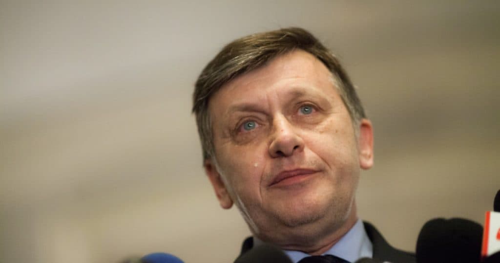 Crin Antonescu face dezvăluiri din ședința Coaliției. Culisele negocierilor dintre el și Marcel Ciolacu.