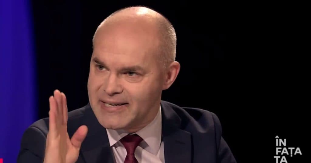 Funeriu: Călin Georgescu, un „guru cu zorzoane” care a spus fiecăruia ceea ce dorea să audă, iar oamenii au avut senzația că sunt ascultați.