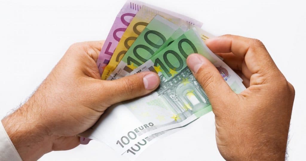 Inflația în zona euro a atins 2,4% la finalul anului 2024. Prețurile pentru energie și servicii depășesc obiectivul fixat de BCE.