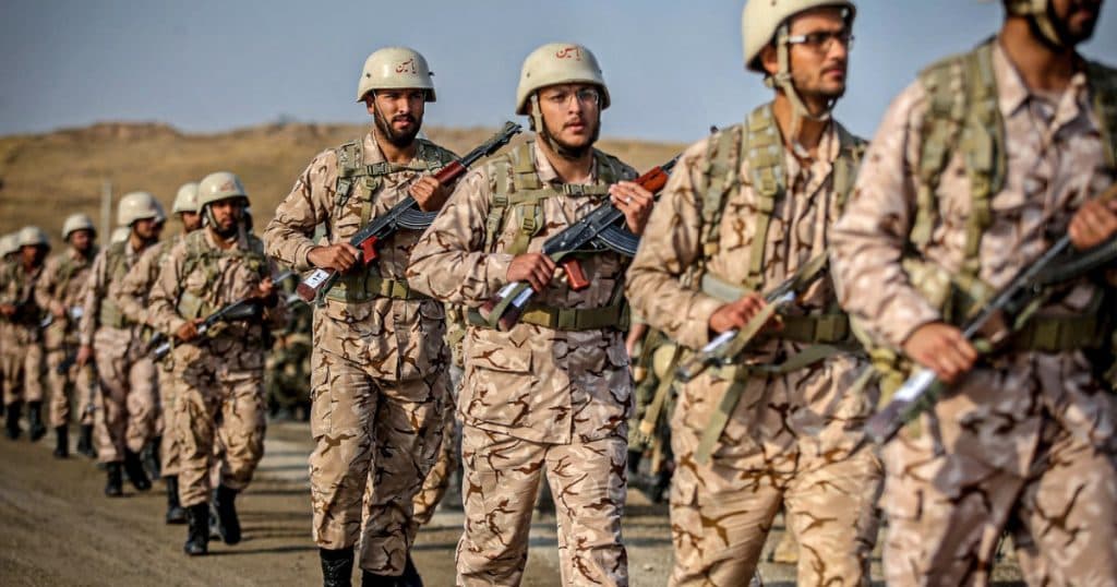 Iranul a suferit „o înfrângere majoră” în Siria, a recunoscut un general iranian de rang înalt: Rusia ne-a sabotat, arunca bombe în deșert.