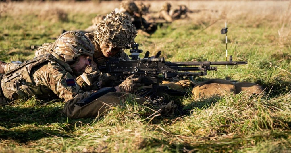 Marea Britanie ar putea stabili baze militare în Ucraina.