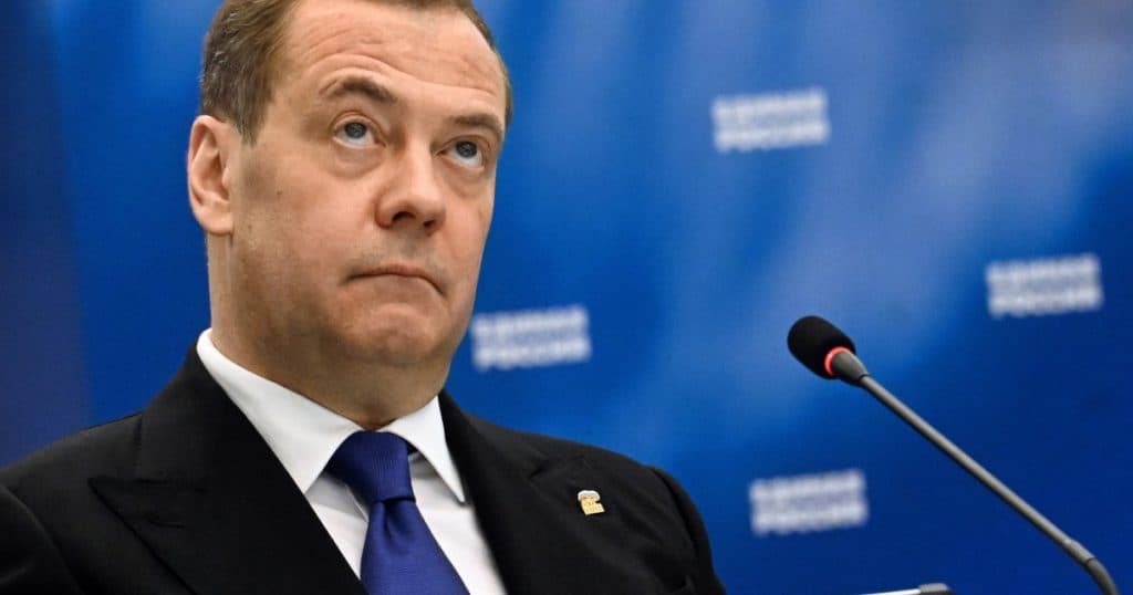Medvedev ironizează intențiile lui Trump de a achiziționa Groenlanda: „Speculații sălbatice și nerealiste”