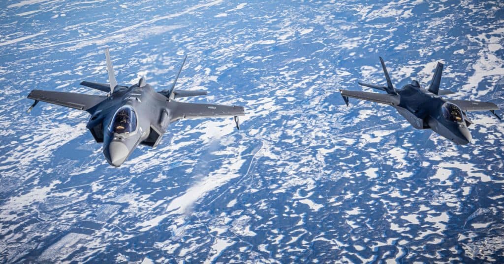 NATO a mobilizat pentru prima dată avioanele F-35 norvegiene aflate în Polonia, în urma identificării unui „număr masiv” de ținte aeriene rusești.