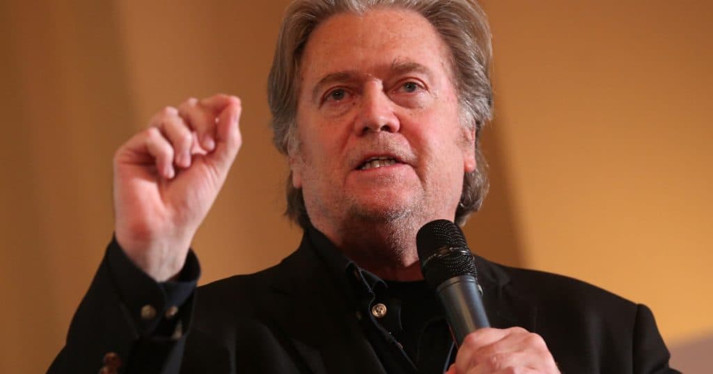 În tabăra lui Trump nu este liniște. Steve Bannon afirmă că-l va împiedica pe Elon Musk să ajungă la Casa Albă: „Este malefic. Vrea doar bani.”