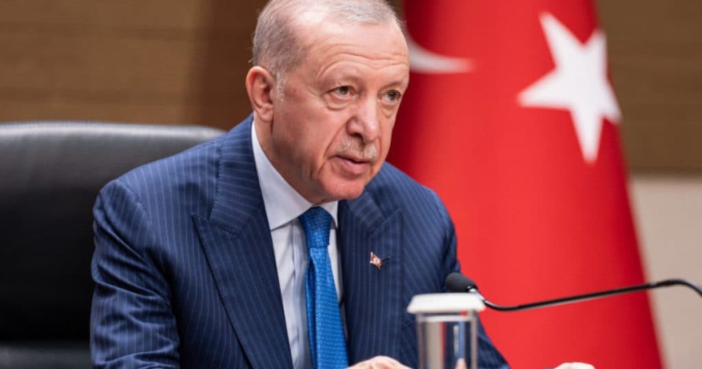 Președintele Erdogan apreciază „progresele semnificative” în dialogul cu PKK: „Contactele realizate au fost productive”