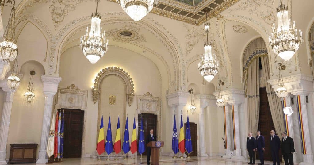 Relația dintre președinte și Parlament. Modalități de dizolvare a Parlamentului sau suspendare a președintelui.