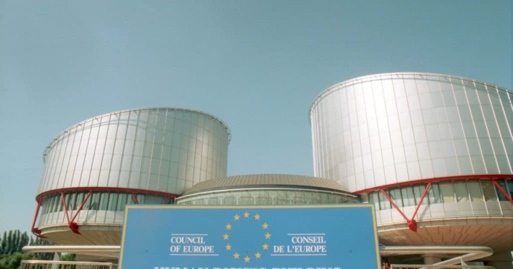 Republica Moldova, sancționată de CEDO pentru demiterea unui angajat care a acceptat mită sub formă de drujbă. Motivarea instanței