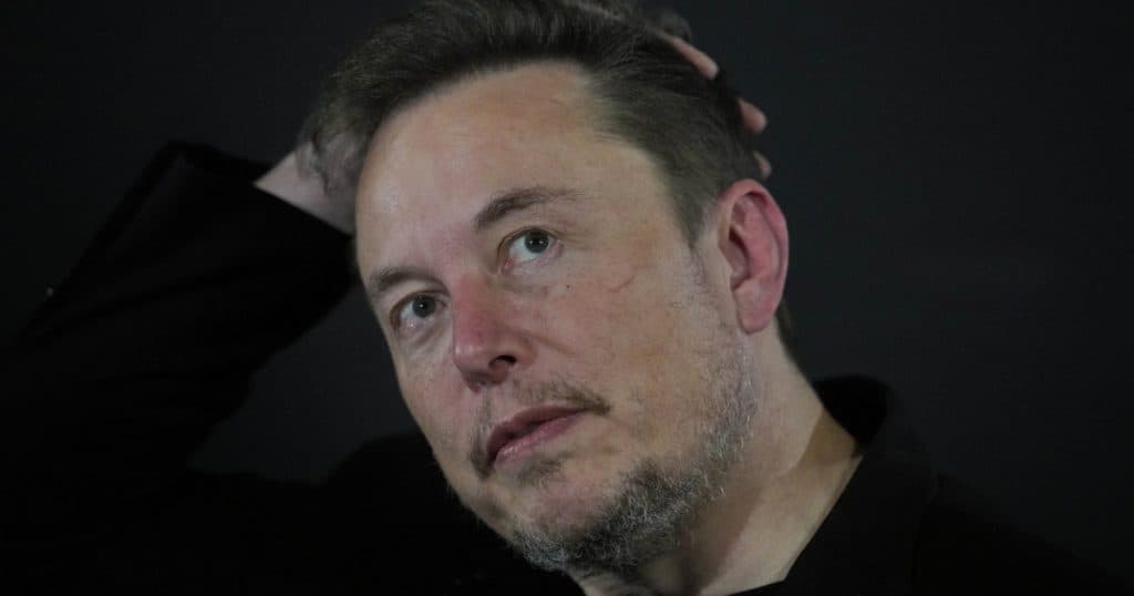 Charlie Hebdo anunță că va continua să fie prezent pe platforma X, pentru a-l satiriza pe Elon Musk.