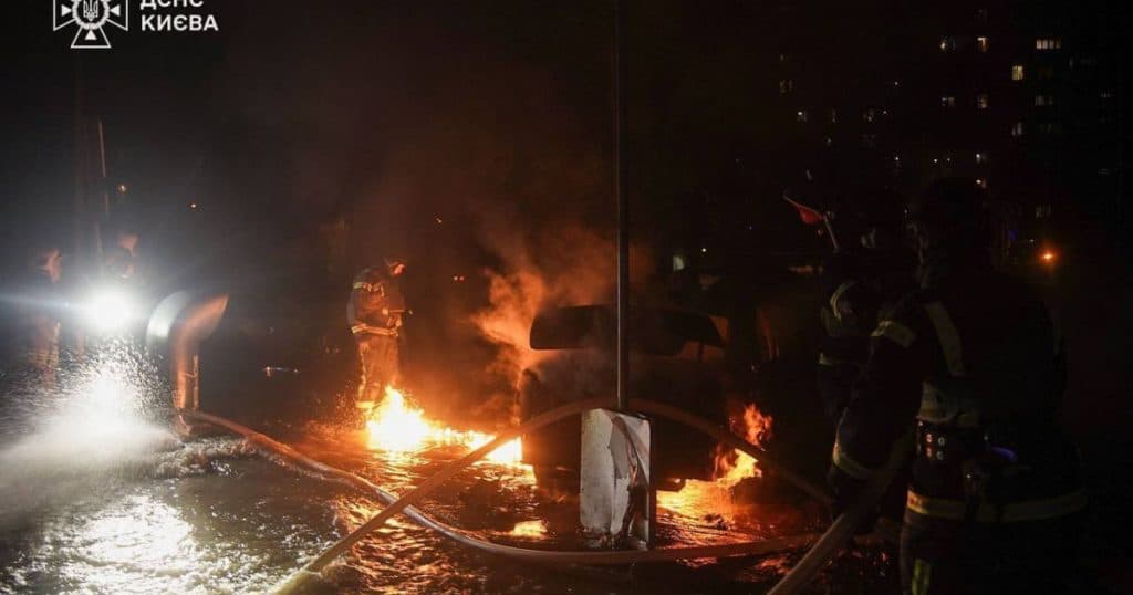 Rușii au atacat din nou Kievul sâmbătă dimineața: au fost raportate cel puțin patru decese și trei răniți. Lovitură și în Zaporojie.
