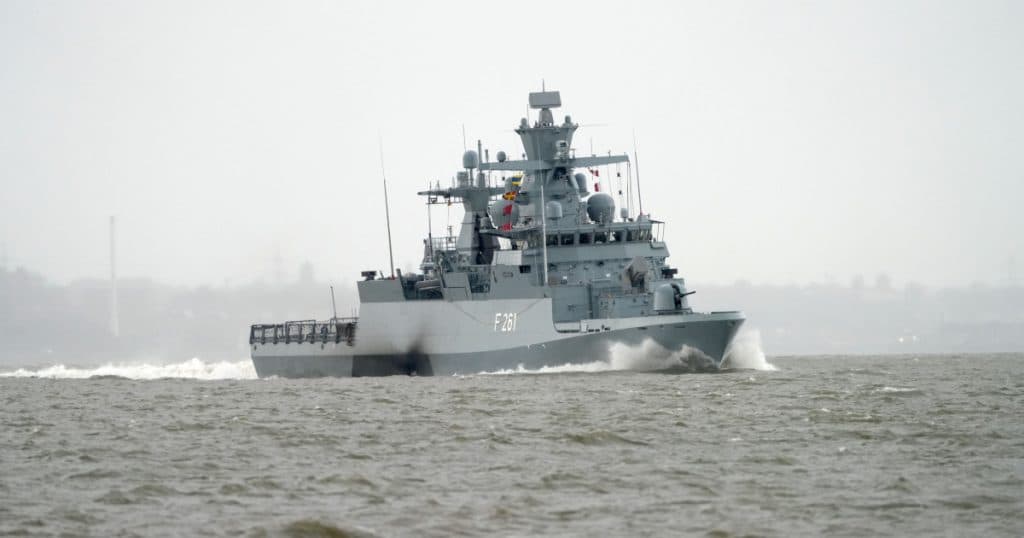 Scholz declară că Berlinul va trimite nave militare în Mare Baltică, după ce două cabluri submarine au suferit daune.
