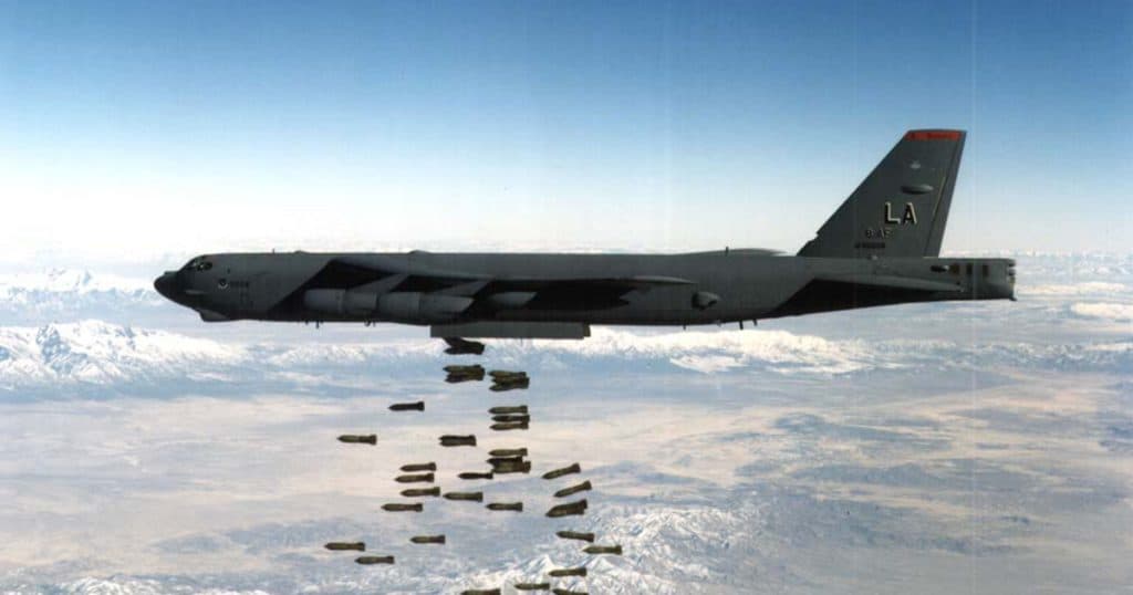 Șeful Pentagonului solicită majorarea cheltuielilor militare ale SUA, iar bugetul apărării ar putea depăși 1.000 miliarde dolari în 2028.