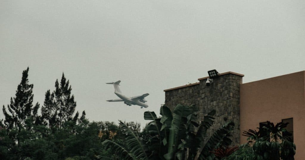 Situație tensionată în Congo. Rebelii au preluat controlul asupra aeroportului din Goma. SUA ar fi solicitat personalului ambasadei să părăsească țara.