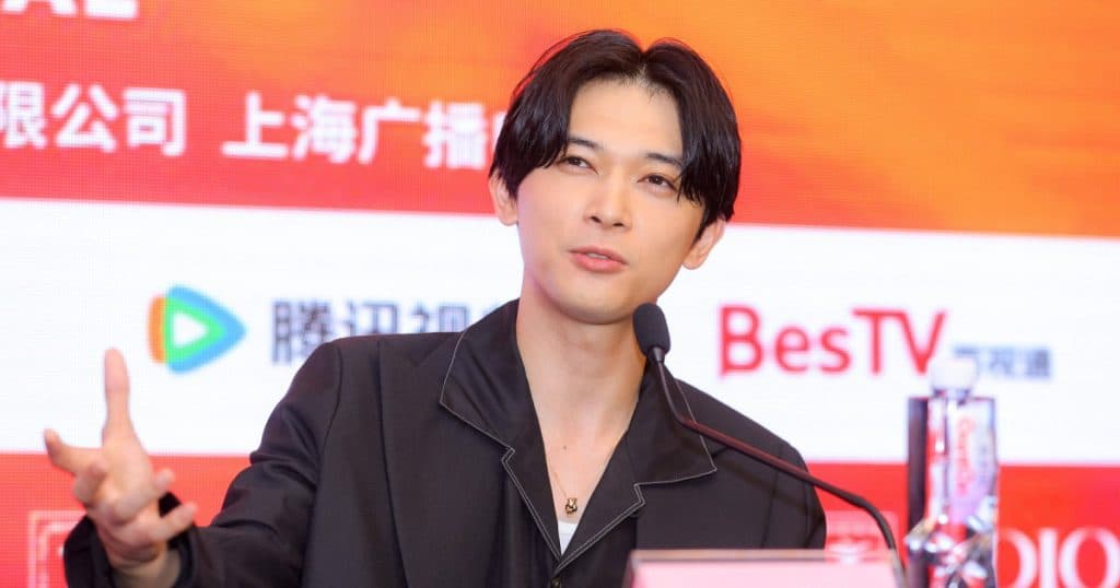 Un actor japonez, concediat după ce a intrat beat în casa vecinului în timpul unei reclame la o bere: „Cred că am vrut să folosesc toaleta”.