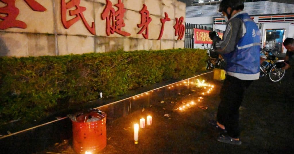 Un șofer și un student, responsabili pentru atacuri mortale care au dus la 43 de decese, au fost executați în China.