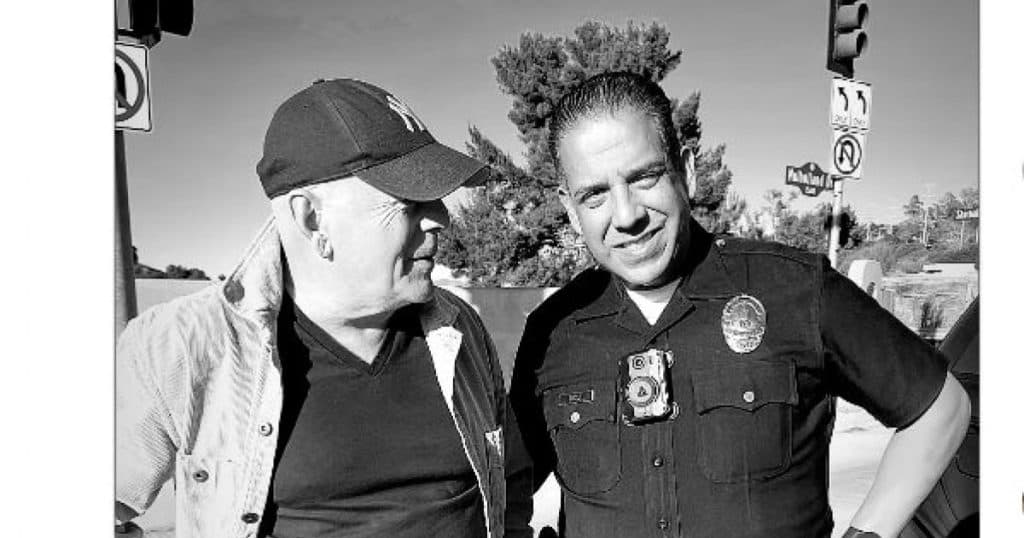 Bruce Willis, prima apariție publică după diagnosticarea cu demență. Starul a mulțumit unor polițiști din Los Angeles.