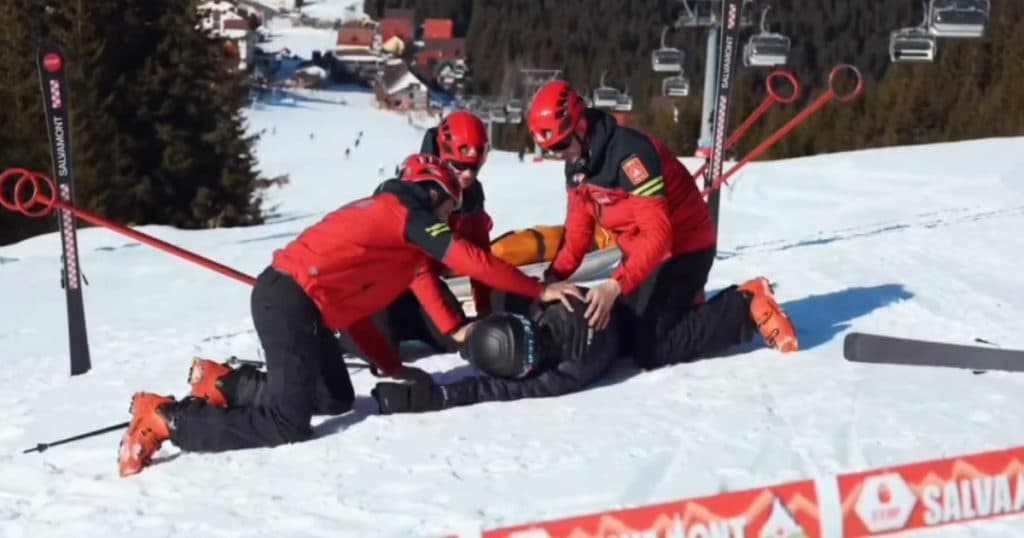 De pe pârtie la spital: Peste 150 de turiști au fost salvați în ultimele patru zile, multe accidente având loc la săniuș.