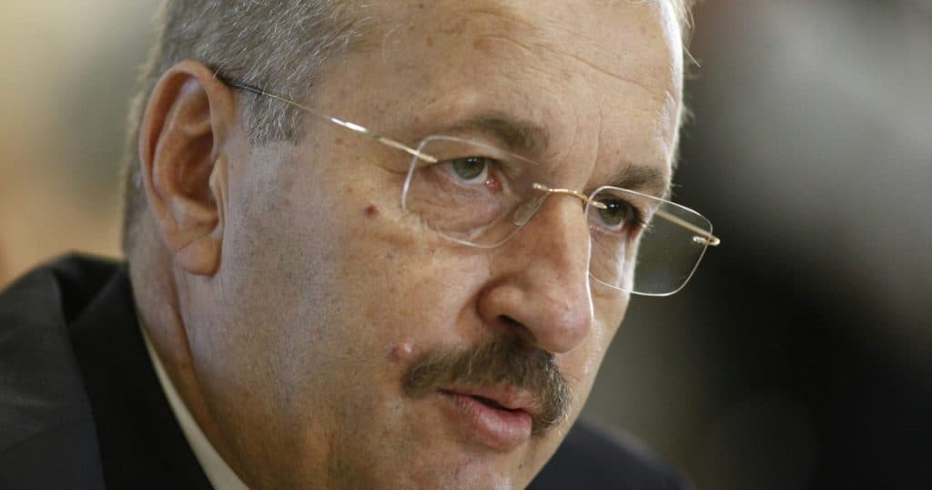 Scandal în PSD. Daniel Zamfir îl acuză pe Vasile Dîncu, „sufrageristul lui Oprea”, că „se tot străduiește să destrame” coaliția.