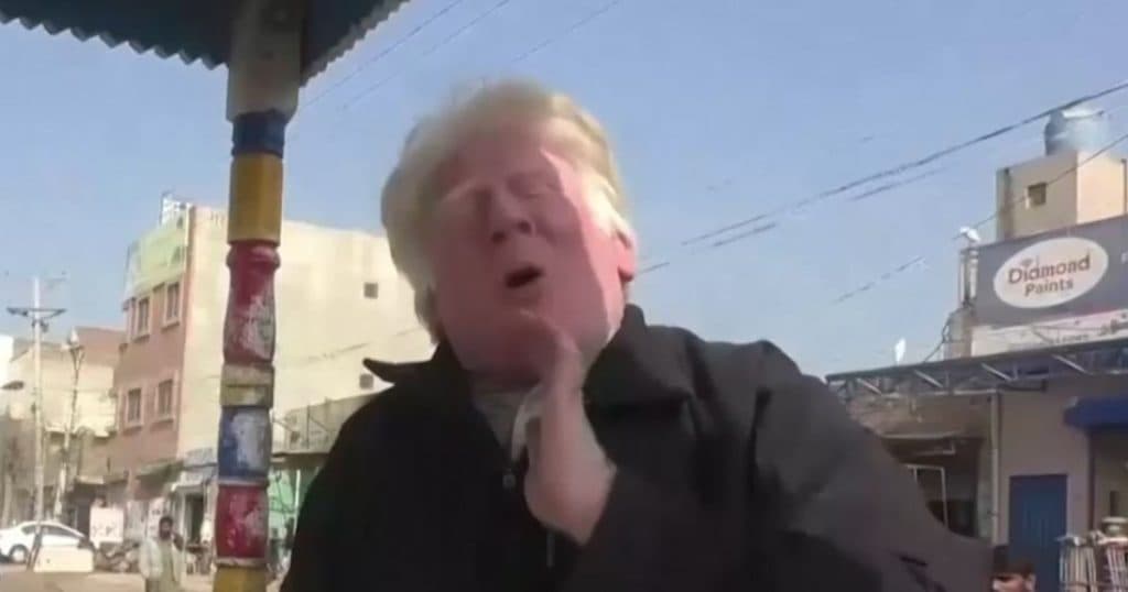 „Sosia” lui Donald Trump vinde budincă pe străzile din Pakistan. Cântecul dedicat președintelui ales al SUA.