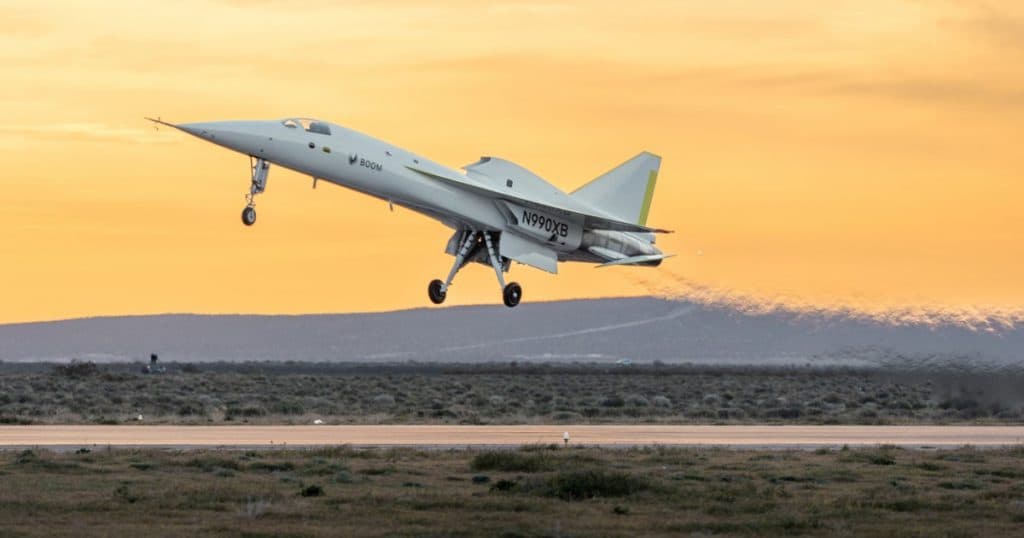 XB-1, primul avion supersonic după Concorde, a atins viteza sunetului. Compania Boom intenționează să reia zborurile comerciale supersonice.