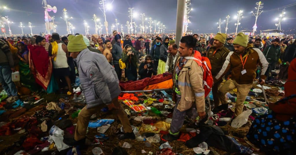 Zeci de decese în India, din cauza unei busculade, în timpul Kumbh Mela, un festival religios hindus ce se desfășoară pe parcursul a șase zile.