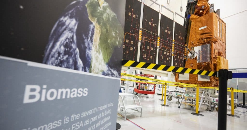 Agenţia Spaţială Europeană a dezvăluit satelitul destinat măsurării pădurilor de pe Terra. Când va fi lansat pe orbită?